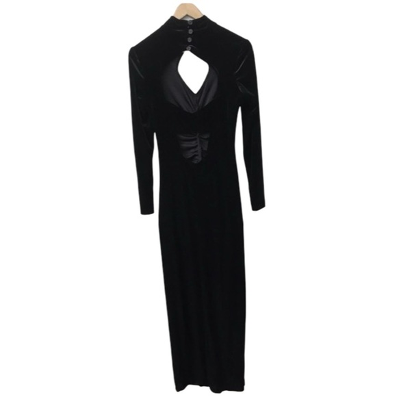 Elegant Black Long Sleeve Dress - Picture 2 of 13